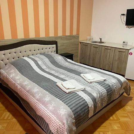 Bed&Breakfast Intermezzo Caffe Kikinda Εξωτερικό φωτογραφία