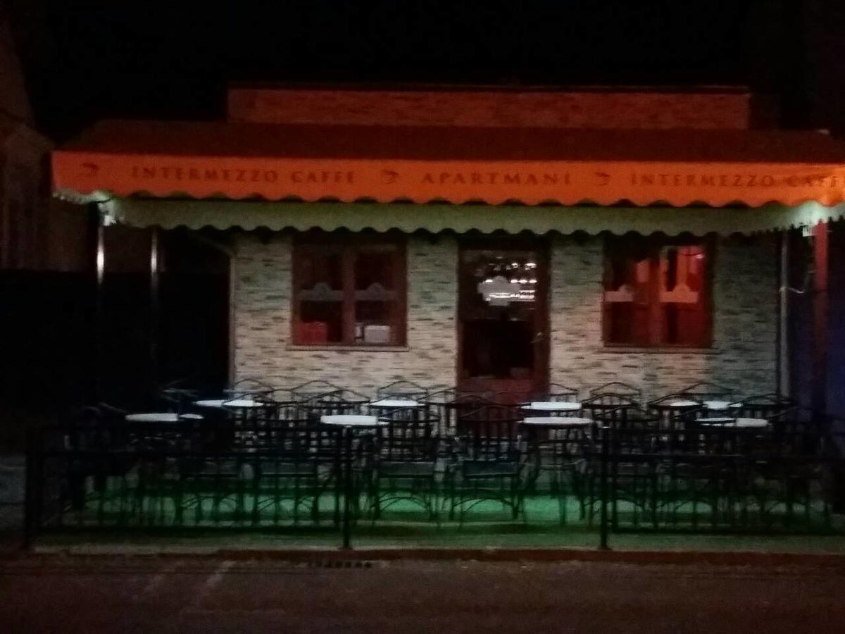 Bed&Breakfast Intermezzo Caffe Kikinda Εξωτερικό φωτογραφία