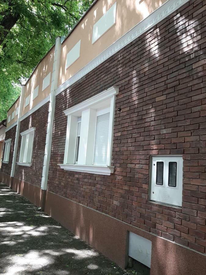 Bed&Breakfast Intermezzo Caffe Kikinda Εξωτερικό φωτογραφία